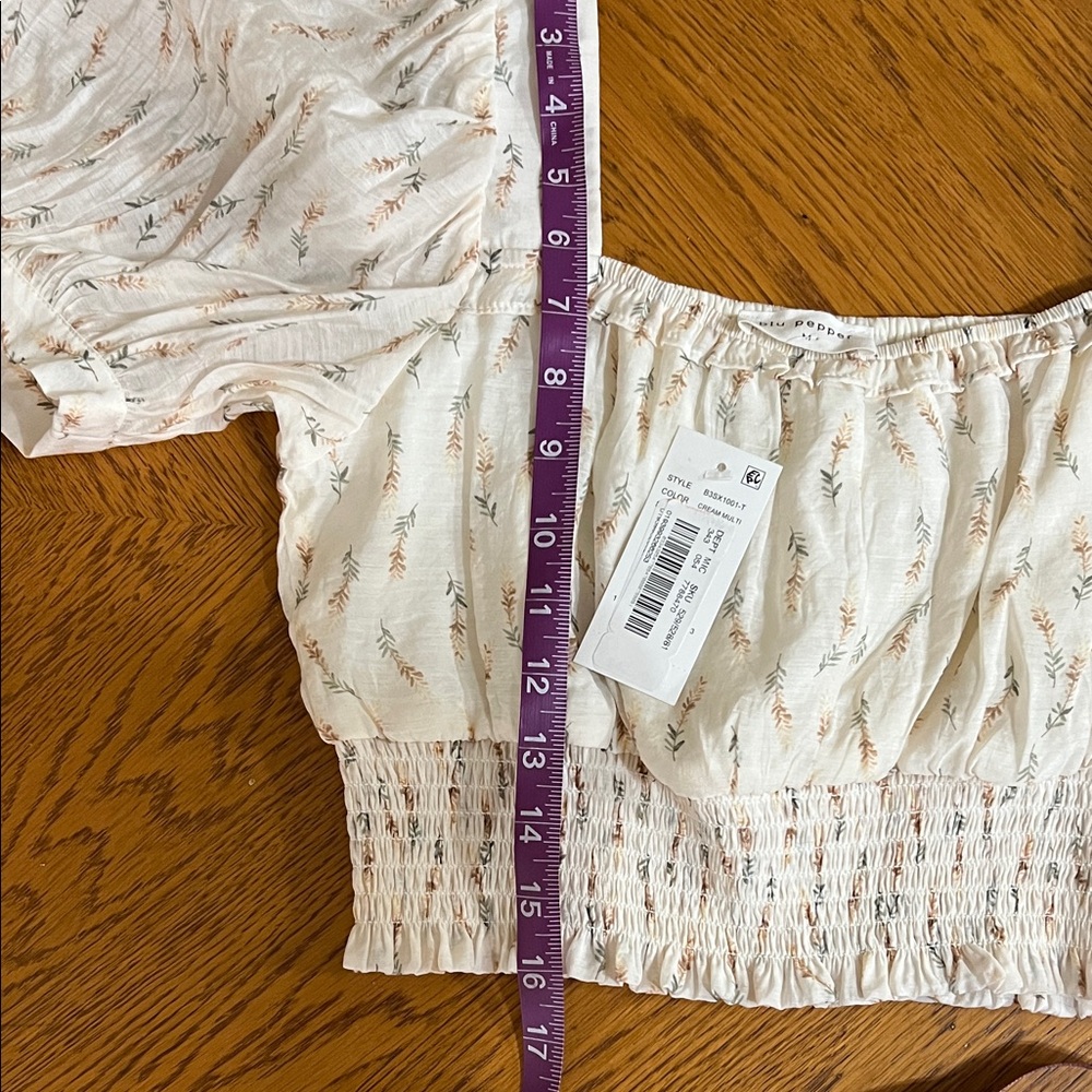 Blu Pepper Cream Floral Smocked Blouse - Picture 6 of 7